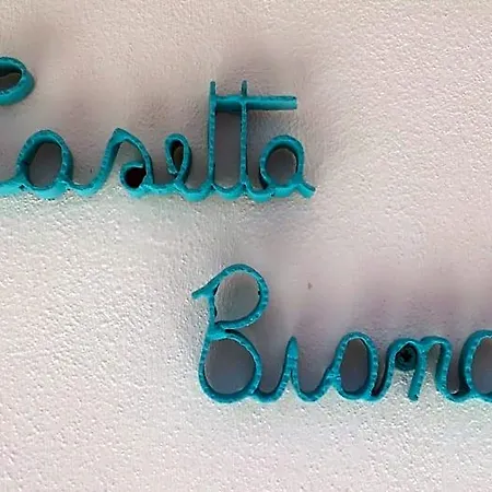 فندق مبيت وإفطار Casetta Bianca سان جيوفانّي لوباتوتو